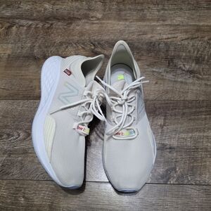 New Balance Fresh Foam  Roav Sneakers Men Size 10.5D